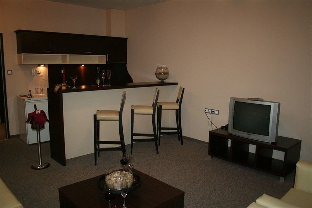 Kendros Hotel Plovdiv Eksteriør bilde