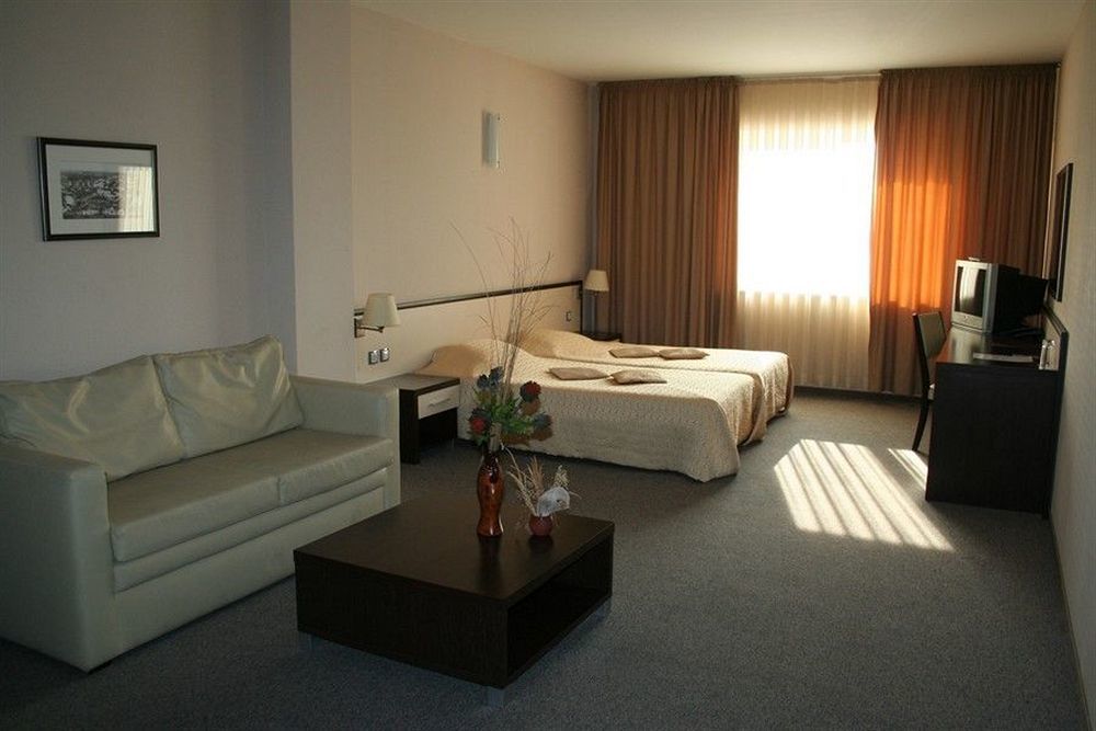 Kendros Hotel Plovdiv Eksteriør bilde